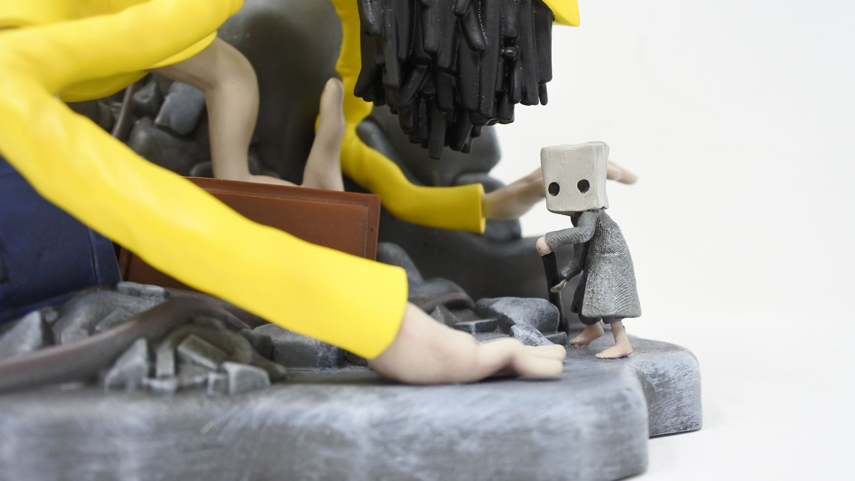 LITTLE NIGHTMARES II : Monster Six Diorama | Store Bandai Namco ent.