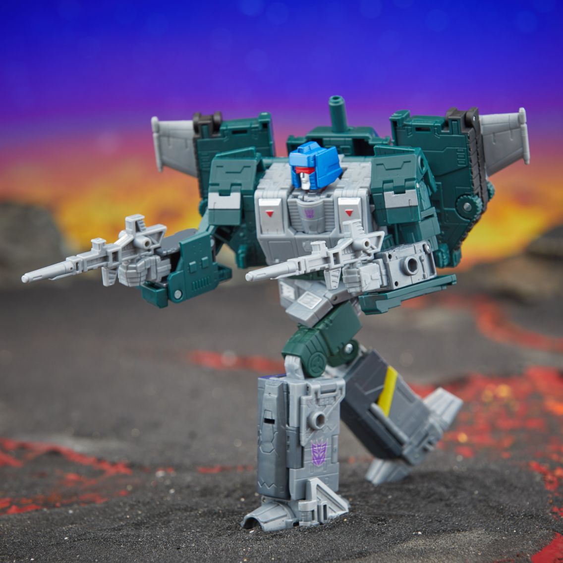 Transformers Legacy United Leader Class Overcharge - Hasbro