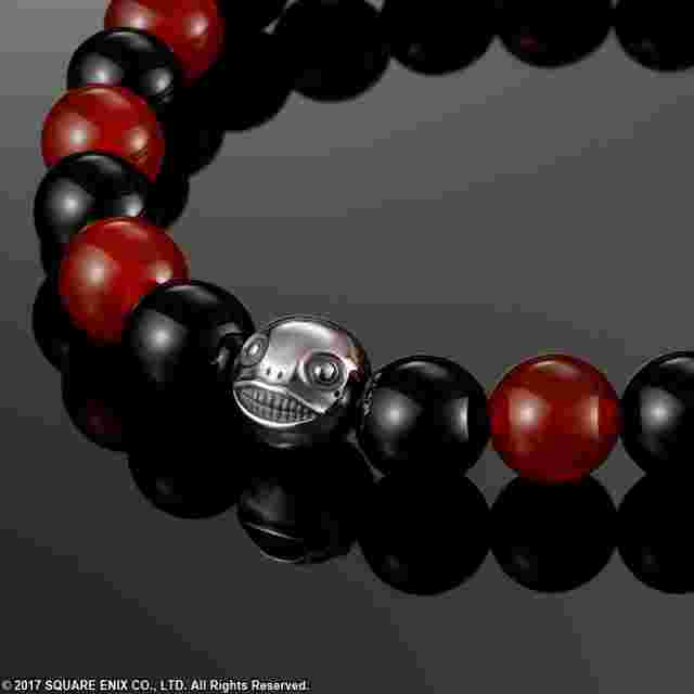 Screenshot for the game NieR: AUTOMATA™ Red Agate & Onyx Bracelet - Emil [Jewelry]