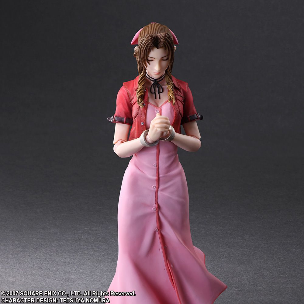 aerith crisis core figure