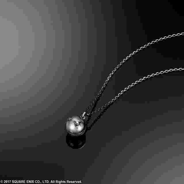 Screenshot for the game NieR: AUTOMATA™ Silver Necklace Machine Lifeform [Jewelry]