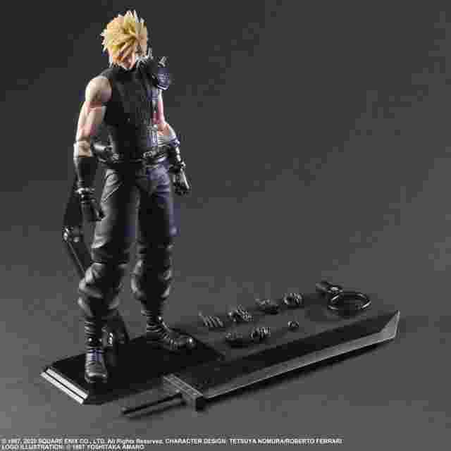 Screenshot for the game FINAL FANTASY VII REMAKE PLAY ARTS KAI ACTION FIGURE - CLOUD STRIFE VER. 2