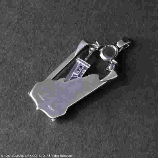 Screenshot for the game FINAL FANTASY VII SILVER CHARM: Cloud Strife [JEWELRY]