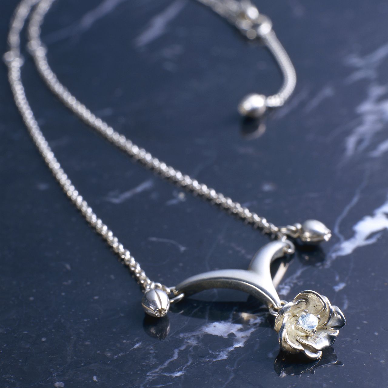 FINAL FANTASY® X2 SILVER NECKLACE YUNA [Jewelry] Square Enix Store