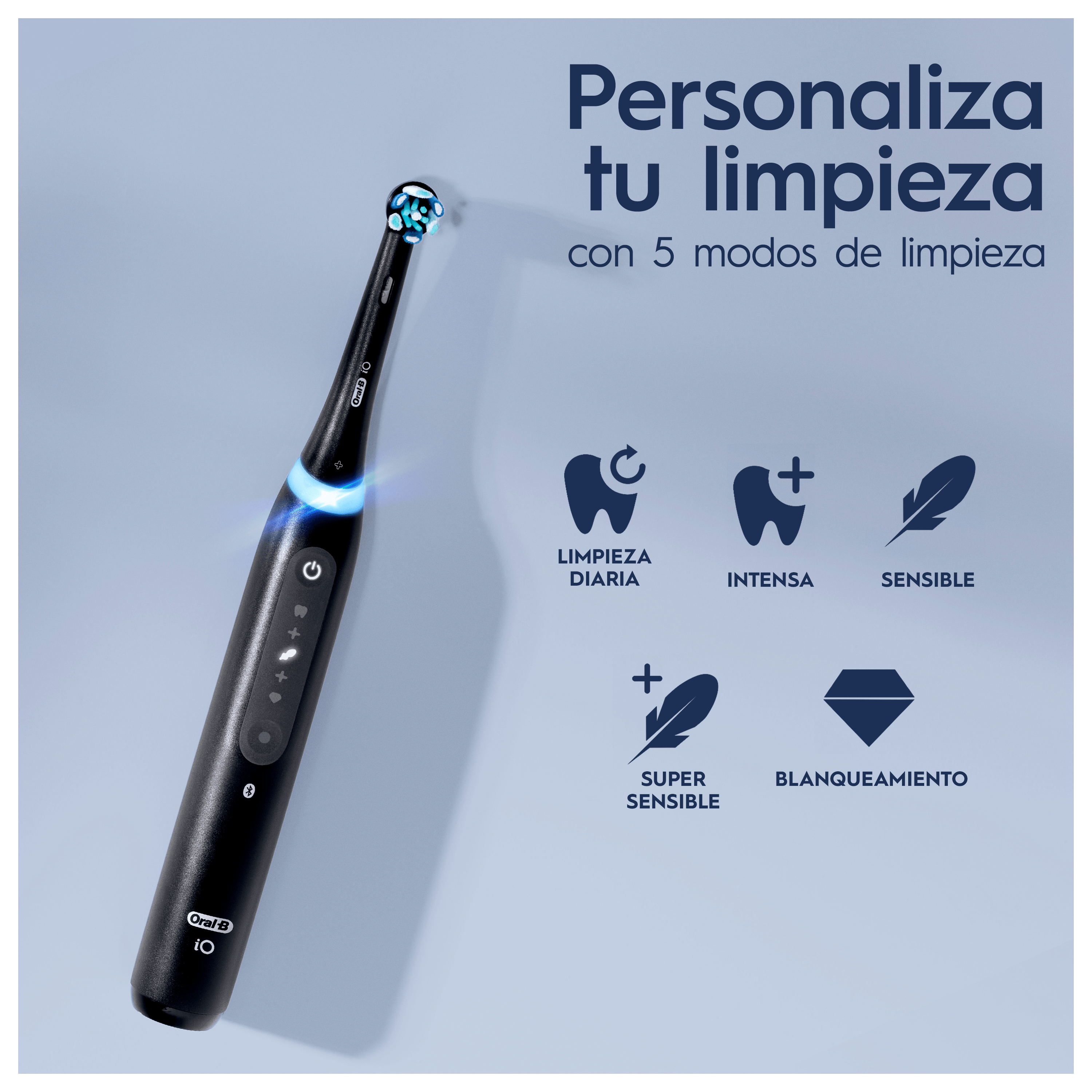 Oral-B iO 5 Pack Doble de Cepillos Eléctricos Blanco y Negro con 4+5 cabezales y estuche de viaje