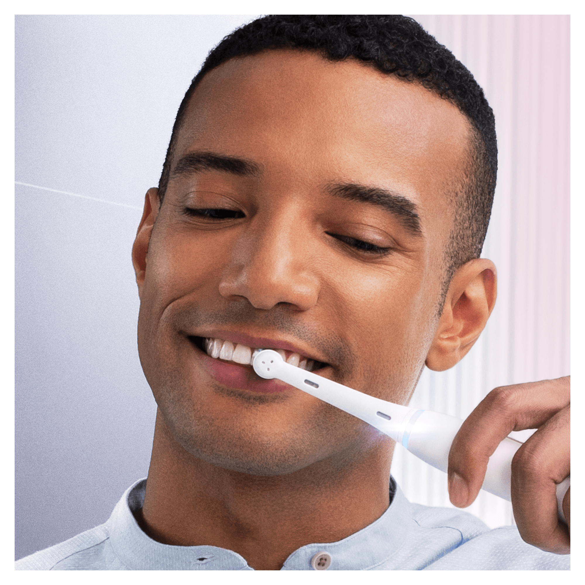 Oral-B iO - 8 brossettes Gentle Care Blanches - 24 mois